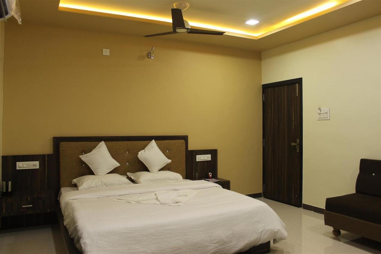 Hotel Shri Sharanam Maheshwar Εξωτερικό φωτογραφία