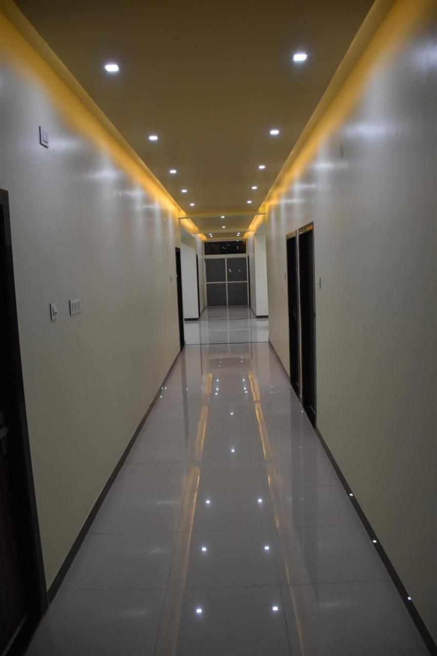 Hotel Shri Sharanam Maheshwar Εξωτερικό φωτογραφία