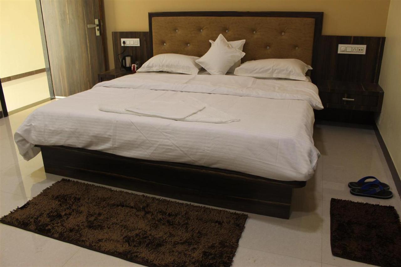 Hotel Shri Sharanam Maheshwar Εξωτερικό φωτογραφία
